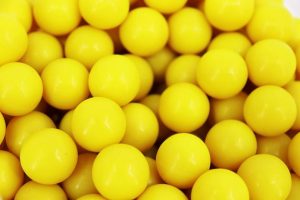 Valken Fate Paintballs – 50cal – 2,000ct – Yellow/Yellow-White Fill
