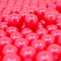 Valken Infinity Paintballs – 68cal – 2,000ct – Pink-Pink Fill